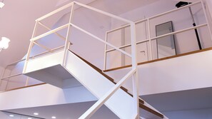 City Loft | Iron/ironing board, free WiFi, bed sheets