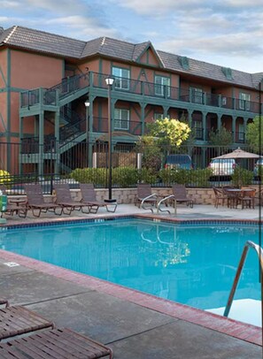 Pool - Beautiful 3 bedroom condo located in the heart of wine country (Solvang)