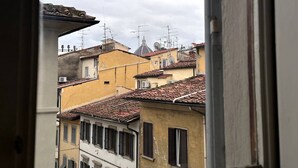 Unclassified image, 3 of 17, button - Entire apartment in Florence, very central. (Florence)