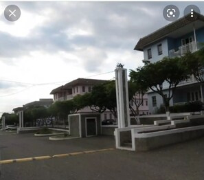 Exterior - Zania's comfy Place
(Kingston)