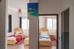 2 bedrooms, iron/ironing board, WiFi, bed sheets