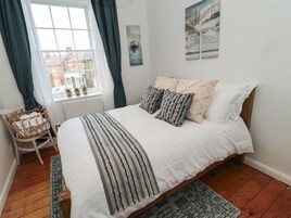 4 室のベッドルーム、客室ごとに異なる装飾、客室ごとに異なるインテリア、WiFi (無料)