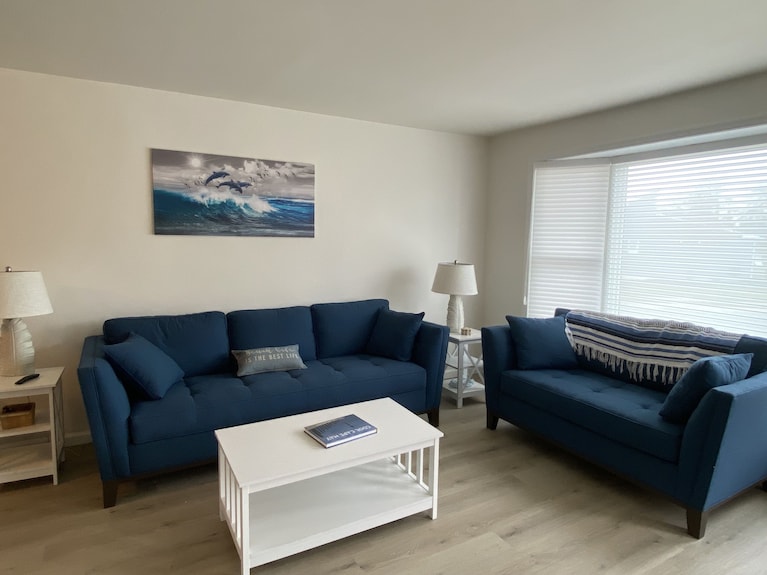 Cape May Home In Newest Hot Spot: Centrally Located, Family Friendly, Sleeps 12! - Cape May Point State Park, Cape May Point