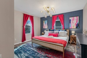 4 chambres, fer et planche à repasser, lit parapluie, Wi-Fi gratuit