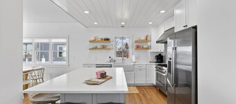 Coral Cabana || 8BD/5.5BA