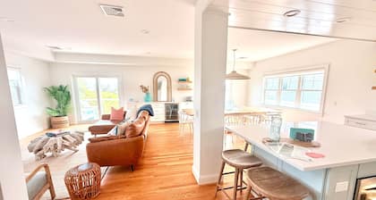 Coral Cabana || 7BD/5BA