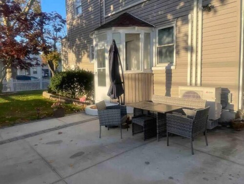 Clean 2BR Apt by UBS Arena & NYC