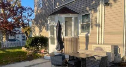 Clean 2BR Apt by UBS Arena & NYC