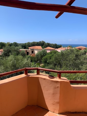Property grounds. Apartment 'Nature Relax 113' with Sea View, Private Terrace and Air Conditioning