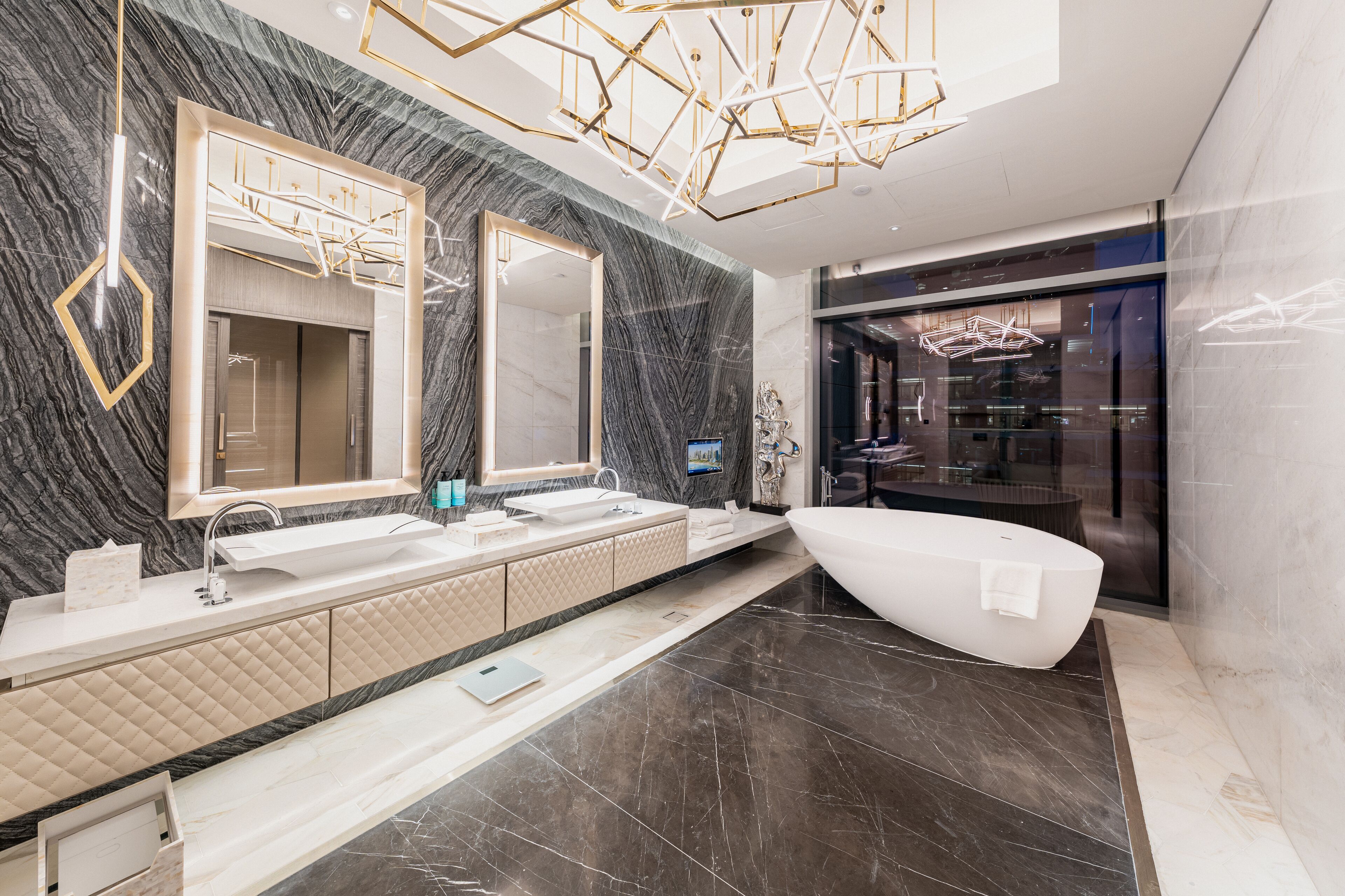 Photo - Five Luxe JBR