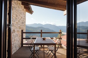 Deluxe Chalet, Non Smoking, Mountain View | Balcony