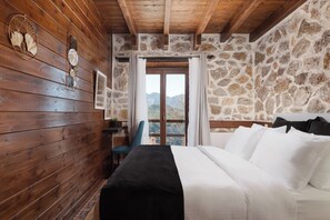 Deluxe Chalet, Non Smoking, Mountain View | 5 bedrooms, Egyptian cotton sheets, premium bedding, memory-foam beds