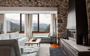 Luksuschalet, tupakointi kielletty, vuoristonäköala | Oleskelualue | Älytelevisio, takka, Netflix, suoratoistopalvelut