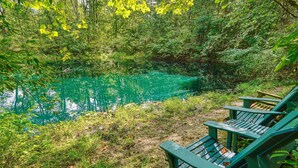 Property grounds - Green Heron in Hocking Hills (Logan)