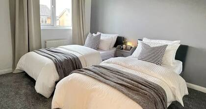 Elegant 3BR house in Glasgow