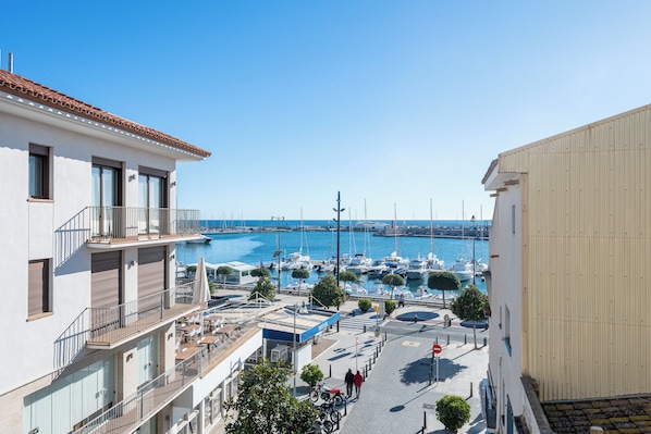 Marina - Apartment 'Dúplex Puerto' with Sea View and Balcony (Cambrils)