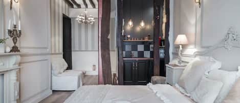 1 chambre, fer et planche Ă  repasser, Wi-Fi gratuit, draps fournis