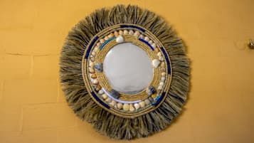 Minibar, individually decorated, free WiFi, bed sheets