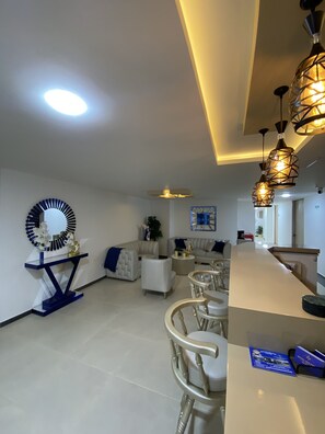 TV - Hotel Boutique Paralela Real (Manizales)