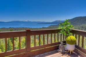 Property grounds - Fairest Picture - Lakeview - TLUXP (Tahoe City)