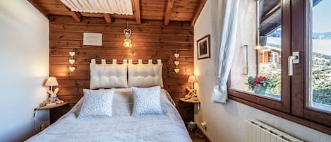 4 chambres, fer et planche Ă repasser, Wi-Fi gratuit