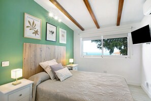 2 bedrooms, iron/ironing board, free WiFi, bed sheets - Vacation Home "El Chiringuito" with Sea View, Balcony & Wi-Fi (Candelaria)