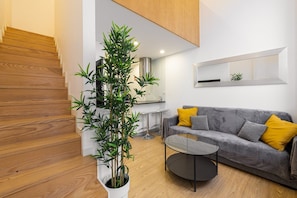 TV - GuestReady - King House 3 (Boavista)