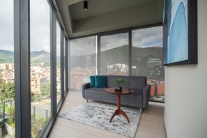 Apartment (D1) | Blick auf die Stadt