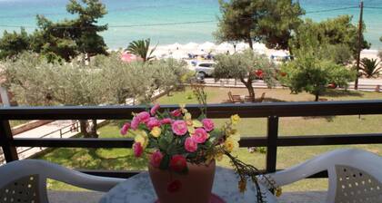 Bambola Apartments by Booking Kottas