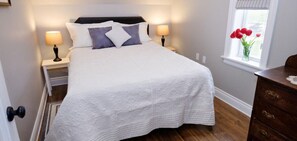 1 bedroom, free WiFi - Montgomery Inn Ingleside (Burlington)