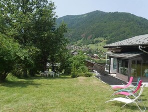 Outdoor dining - Chalet de Montagne Pierre et Gaby (Saint-Jean-d'Aulps)