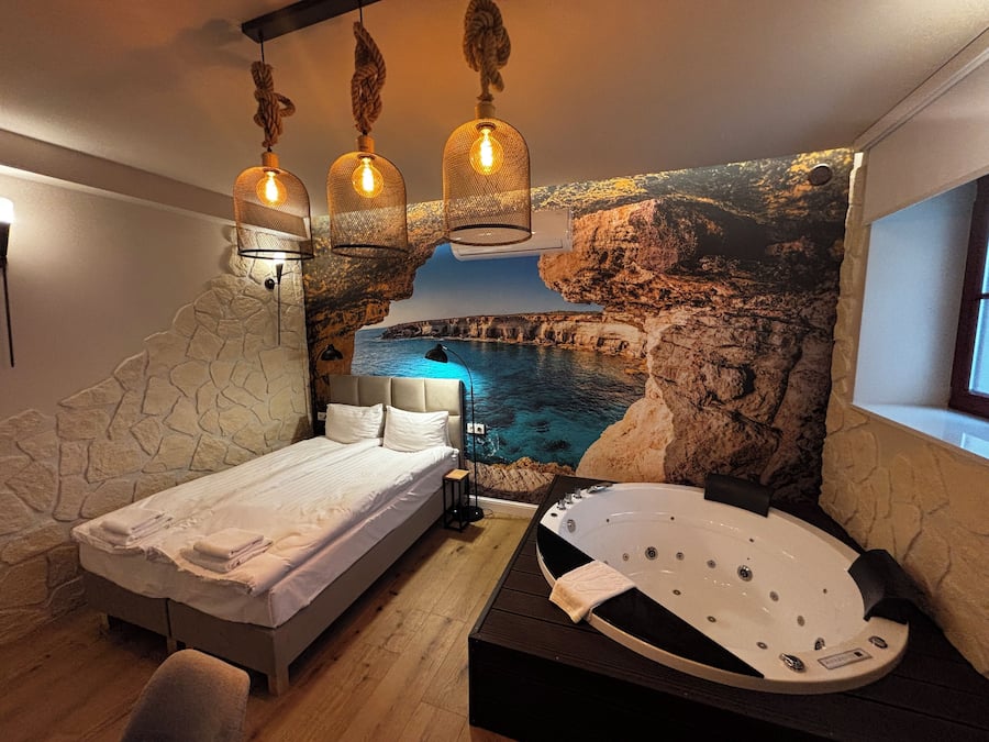 Suite estudio romántica | Cortinas blackout, tabla de planchar con plancha y wifi gratis