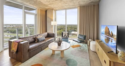 Luxury Downtown High Rise