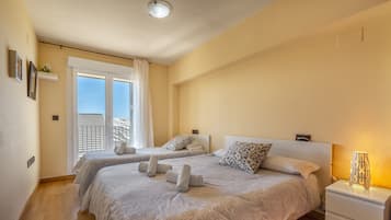 1 bedroom, free WiFi, bed sheets