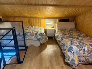 1 bedroom, iron/ironing board, free WiFi, bed sheets - Superior Apartment with Terrace E: Mountain Views, Private Terrace & Wi-Fi (Sierra Nevada)