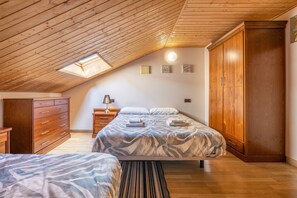 3 habitaciones, tabla de planchar con plancha y wifi gratis 
