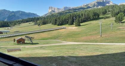 Ski in and ski out apartment Superdévoluy