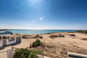 On the beach - 3674 Villetta Sapore di Sale by BarbarHouse (Torre Lapillo)