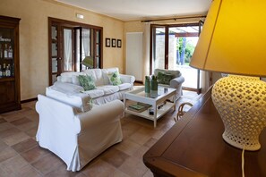 TV, stereo - Villa Monica by Perle di Puglia (Polignano a Mare)