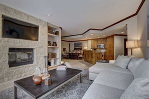 TV, fireplace - Ski In/Ski Out Beaver Creek Residence (Beaver Creek)