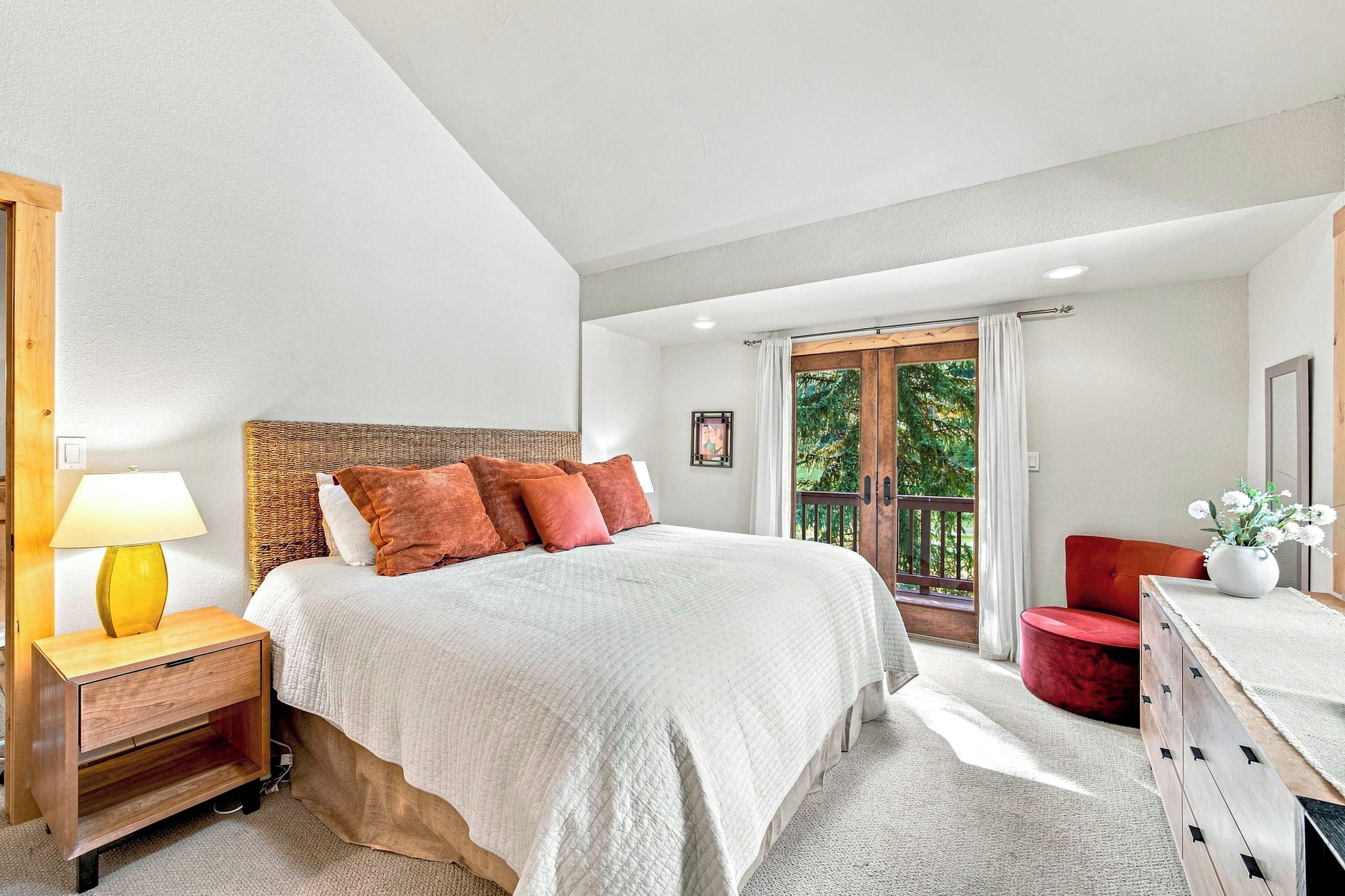 4 Schlafzimmer, Bügeleisen/Bügelbrett, WLAN, Bettwäsche