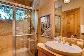 Een douche, een haardroger
