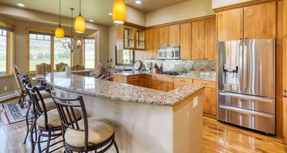 Comfortable Duplex only 10 Min to Skiing
