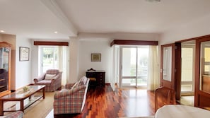 Living area - By the Garden (Ponta Delgada)