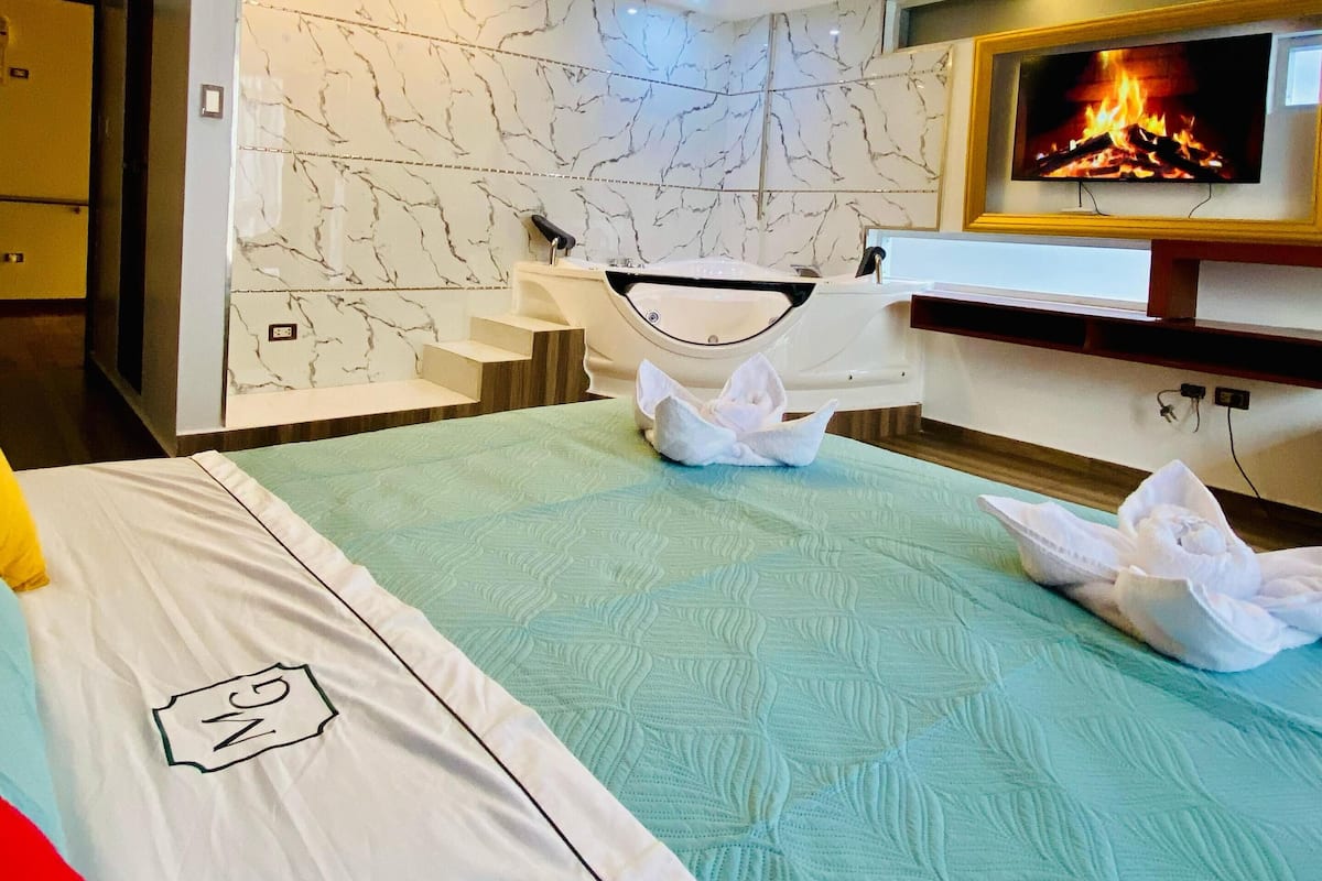 In-room safe, individually decorated, individually furnished, desk