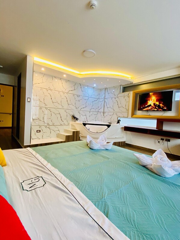 In-room safe, individually decorated, individually furnished, desk