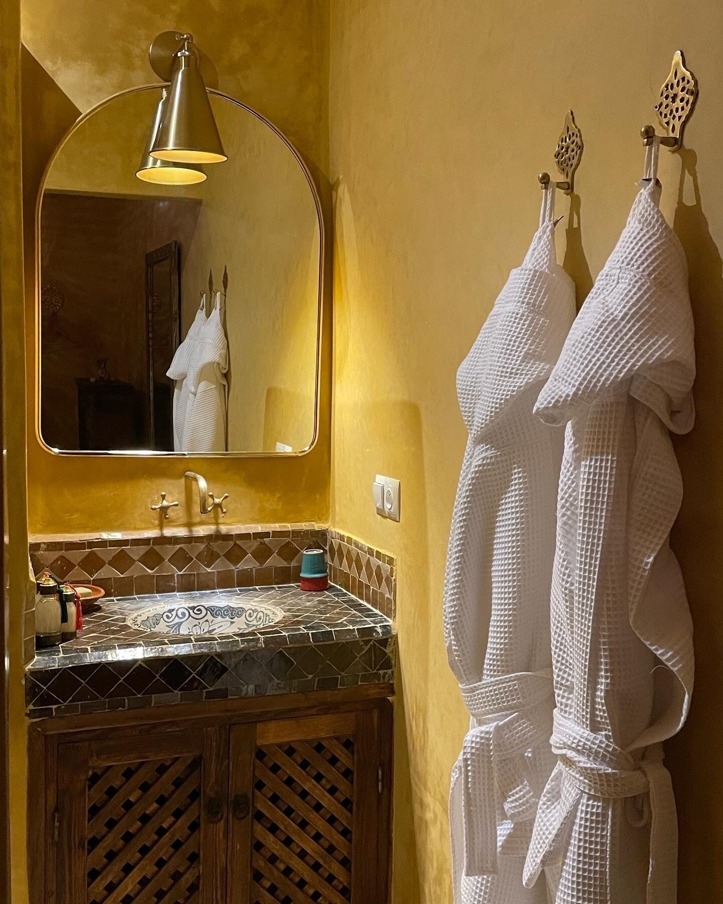 Photo - Riad Alena