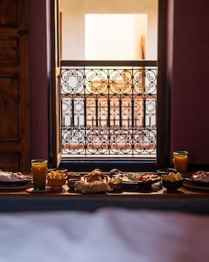 Chambre Double Royale | Wi-Fi gratuit, draps fournis