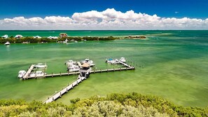 Marina - Sunset Too: 1 house to shore-Golf Cart Pickleball, Dock Access (North Captiva)