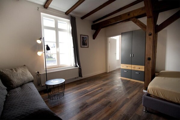 Living area - NEW! FeWo Fachwerkstübchen (Alsfeld)